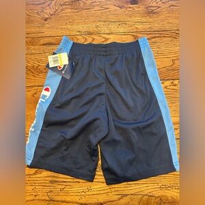 Champion basketball shorts size medium
